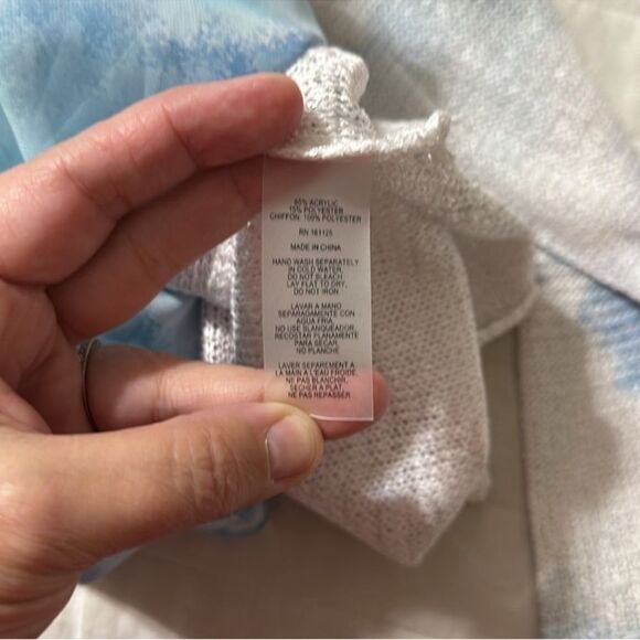 SIONI L White Blue Pink Cloud Floral Reverse Knit Sweater Blouse Pullover - Picture 11 of 11